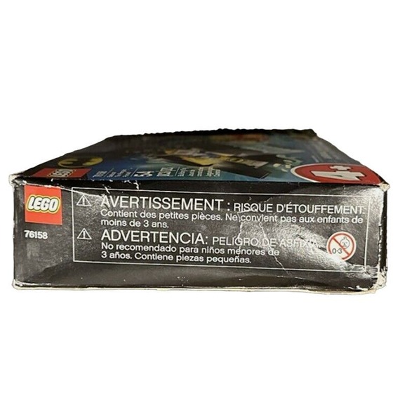 LEGO Super Heroes: Bat boat The Penguin Pursuit! (76158) DAMAGED BOX - Picture 4 of 4